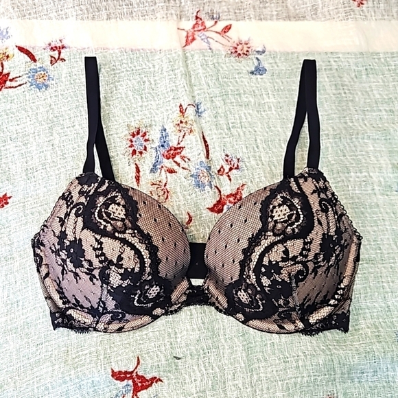 Victoria’s Secret Dream Angels push-up black/cream padded Bra NWOT - Picture 1 of 5